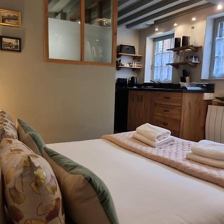 The Saint Jean Suite - Cozy For 2 - Center Honfleur With Fireplace Экстерьер фото